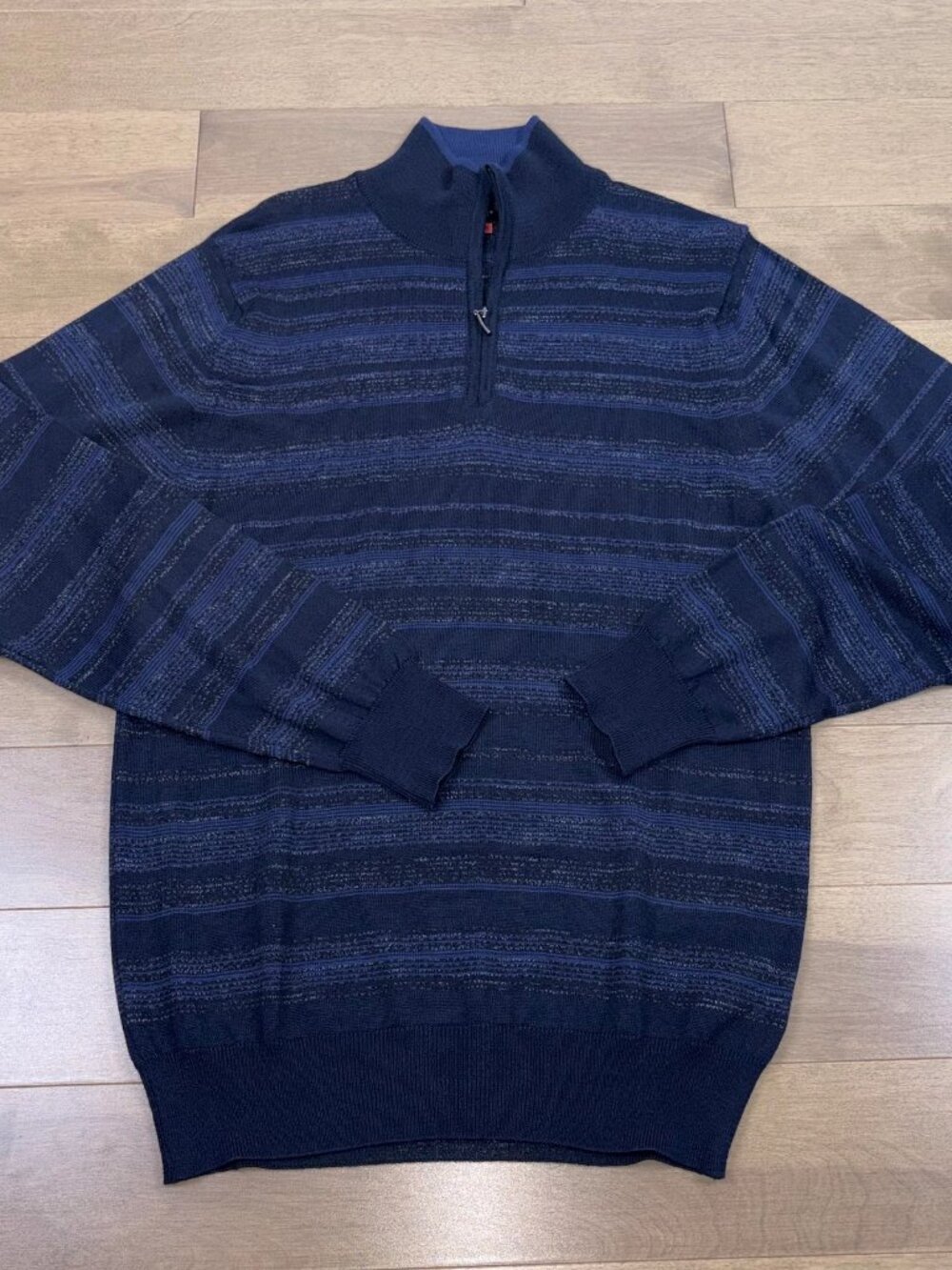 MONDAGO MILANO men's wool sweater size Medium